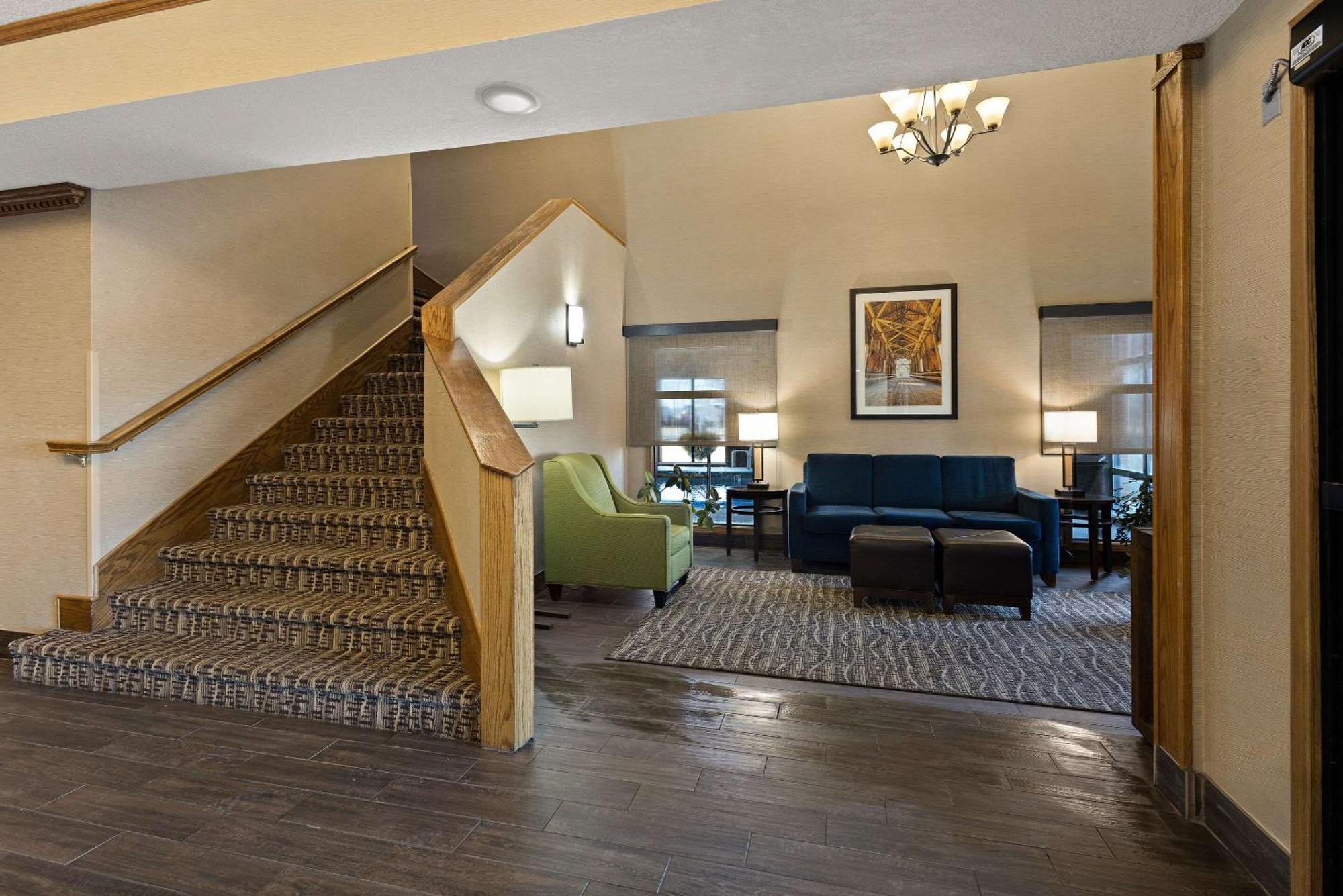 Comfort Inn Huntington Near University Exterior foto